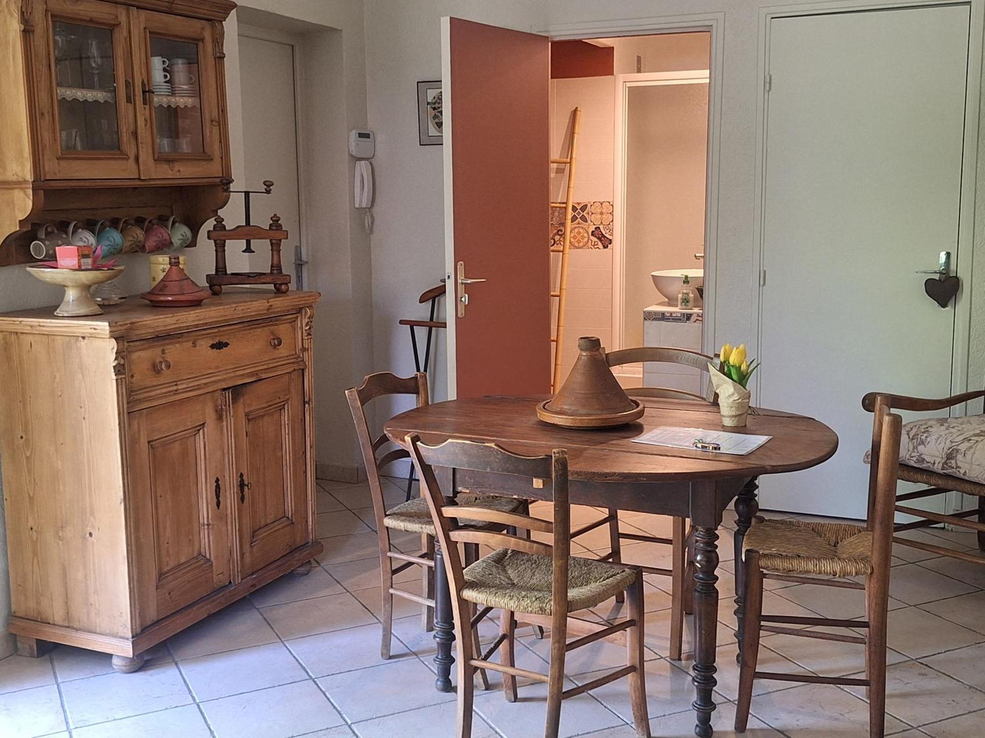 La Cartagene - Chambre Double Calvisson Luaran gambar